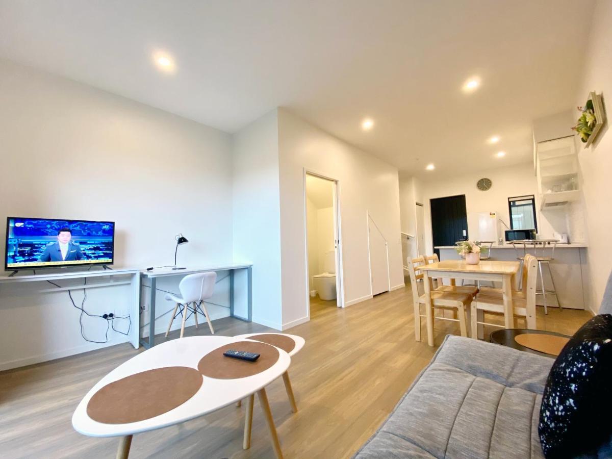 Apartmán Stunning Townhouse - Walking To Botany Shopping Center Auckland Exteriér fotografie